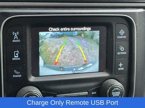 Used 2018 RAM 2500 Tradesman w/ Chrome Appearance Group AWD/4WD image 11