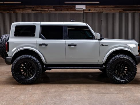 Used 2026 Ford Bronco Outer Banks AWD/4WD image 11