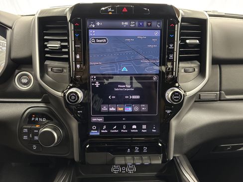Certified 2025 RAM 1500 Big Horn AWD/4WD image 28