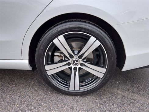 Certified 2023 Mercedes-Benz C 300 Sedan image 9