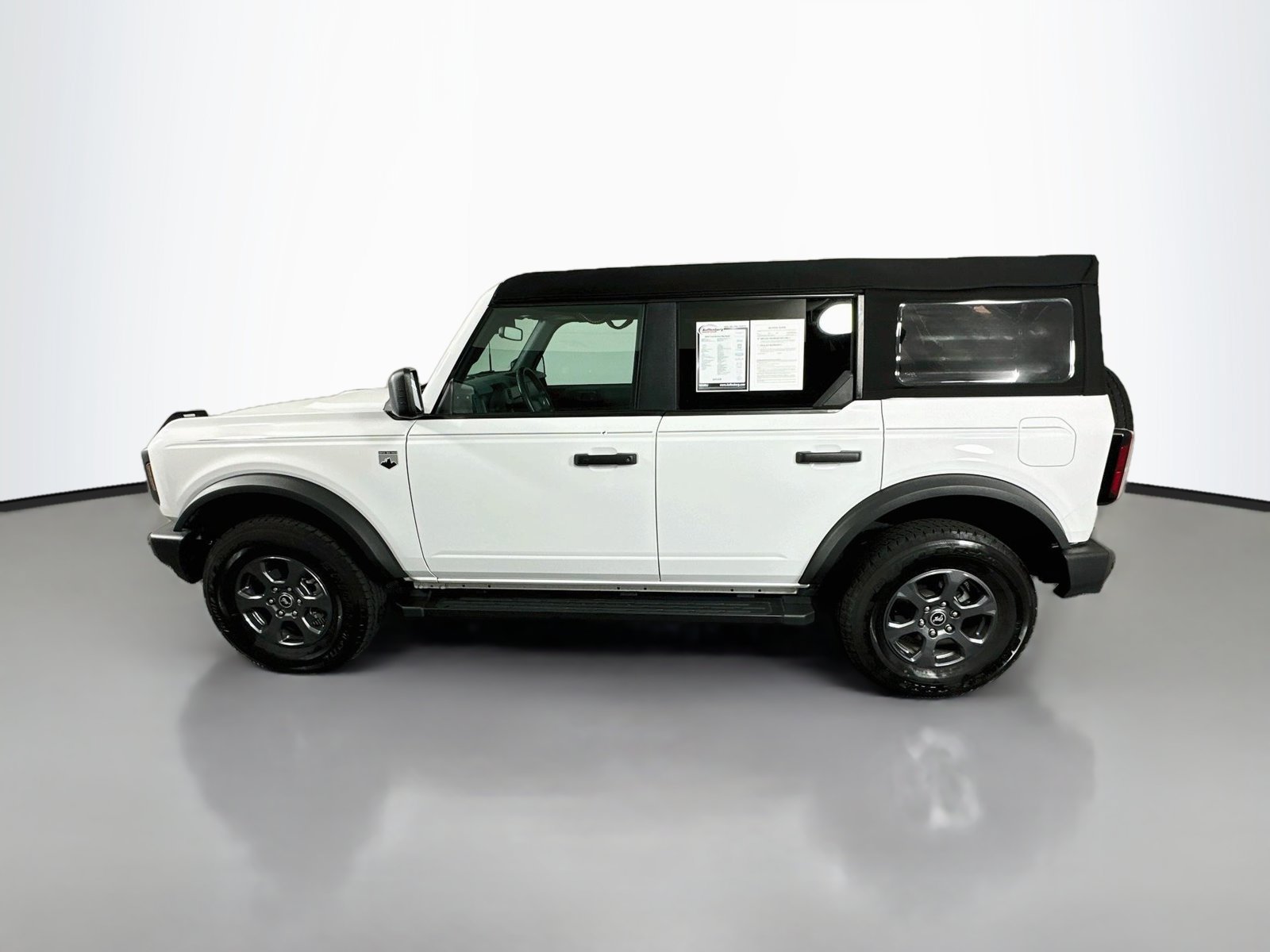 Used 2024 Ford Bronco Big Bend AWD/4WD image 4