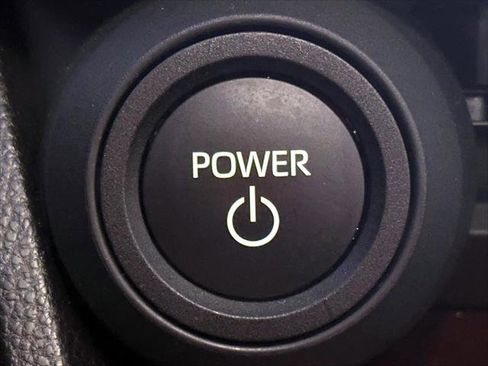 Used 2024 Toyota Prius Prime SE image 24