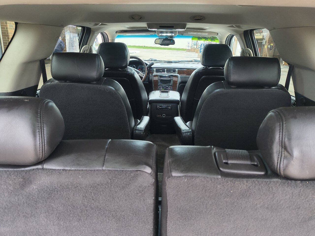 Used 2008 GMC Yukon Denali AWD/4WD image 8