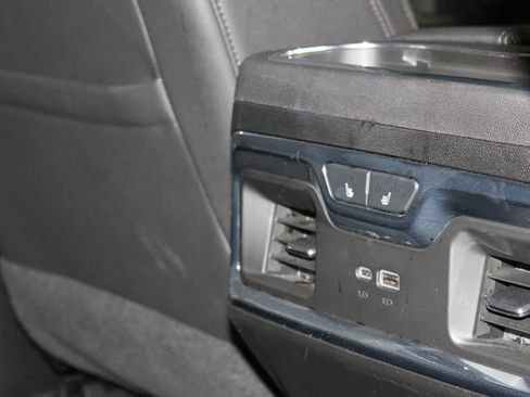 Used 2024 Chevrolet Silverado 2500 High Country AWD/4WD image 32