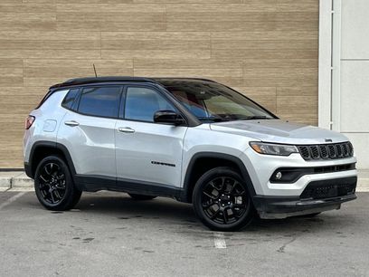 Used 2024 Jeep Compass Latitude w/ Convenience Group