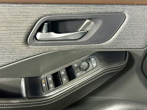 Certified 2023 Nissan Rogue SV image 15