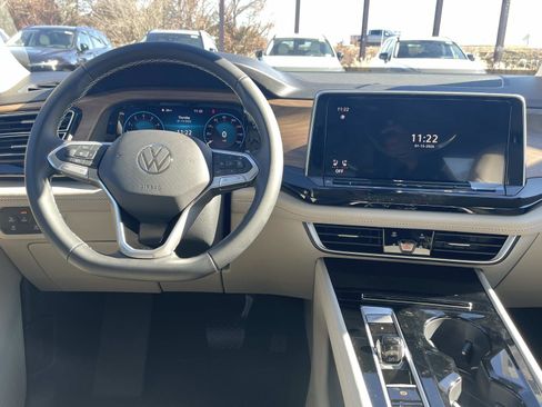 New 2026 Volkswagen Atlas SE FWD image 16
