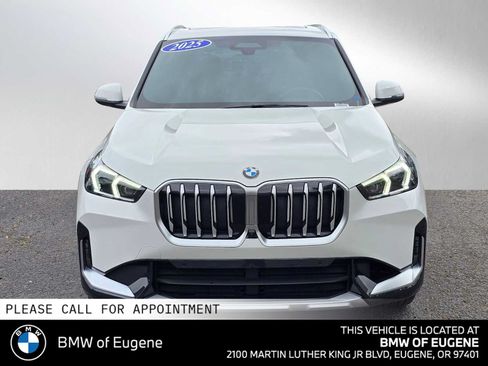 Used 2025 BMW X1 xDrive28i w/ Premium Package AWD/4WD image 8