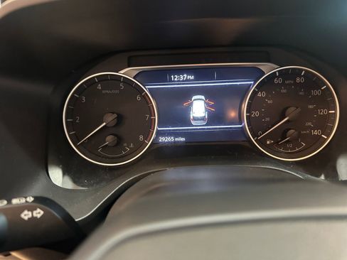 Used 2025 Nissan Rogue SV image 41