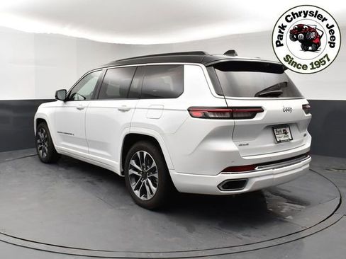 Used 2024 Jeep Grand Cherokee L Overland w/ Advanced Protech Group III image 4