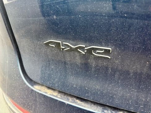 Used 2025 Jeep Wagoneer S Limited image 12