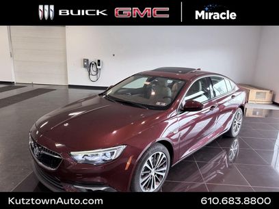 Used 2018 Buick Regal Essence w/ Driver Confidence Package #1