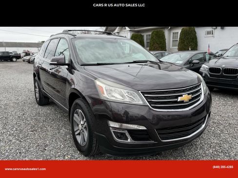 Used 2015 Chevrolet Traverse LT image 1