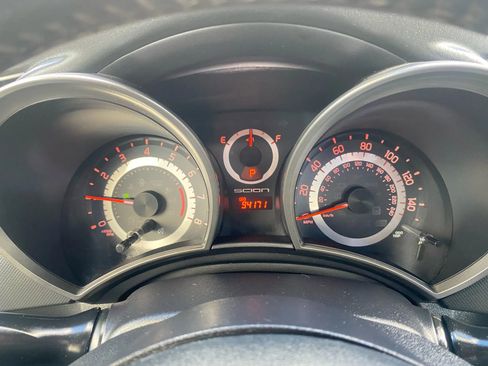 Used 2011 Scion tC image 25