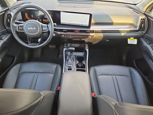 New 2025 Kia Sorento S w/ Panoramic Sunroof Package image 17