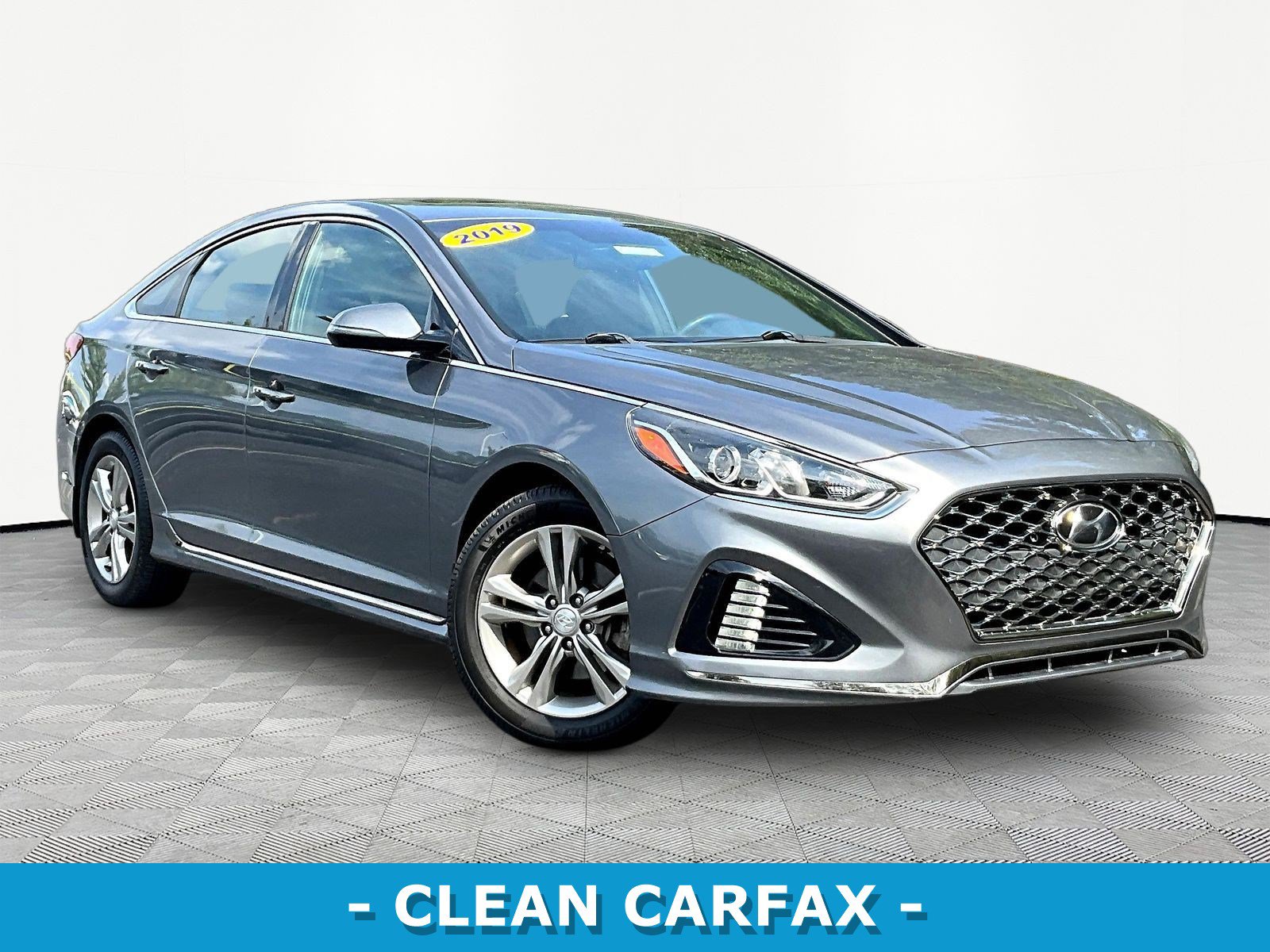 Used 2019 Hyundai Sonata Sport FWD image 3