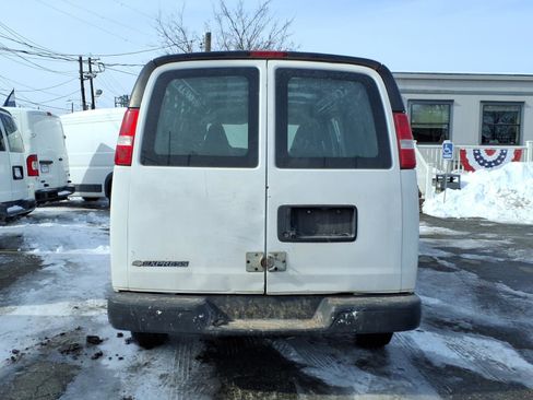 Used 2020 Chevrolet Express 2500 2500 w/ Communications Package image 5
