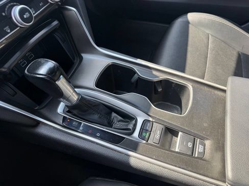 Used 2021 Honda Accord Sport image 16