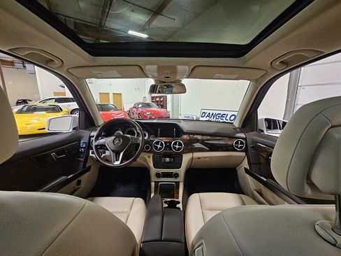Used 2015 Mercedes-Benz GLK 250 BlueTEC 4MATIC image 27