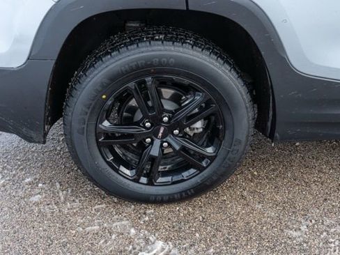 Used 2023 GMC Terrain AT4 image 12