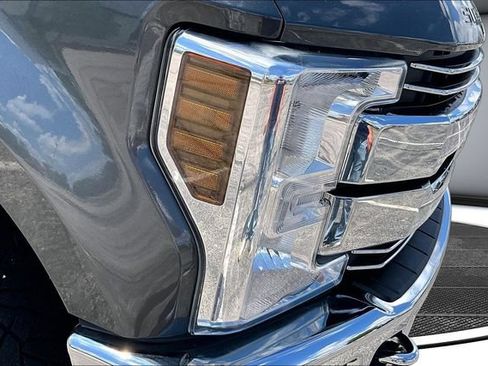 Used 2019 Ford F350 Lariat w/ Chrome Package AWD/4WD image 32