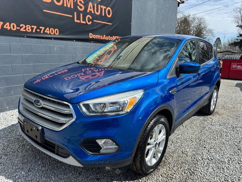 Used 2019 Ford Escape SE image 11