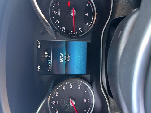 Used 2020 Mercedes-Benz GLC 300 4MATIC image 14