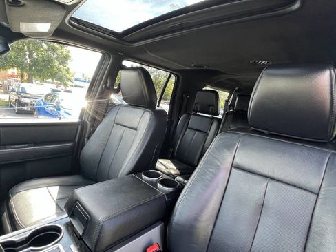 Used 2017 Ford Expedition EL Limited image 13