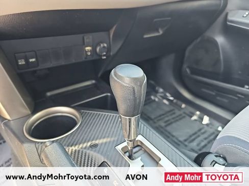Used 2015 Toyota RAV4 XLE FWD image 24