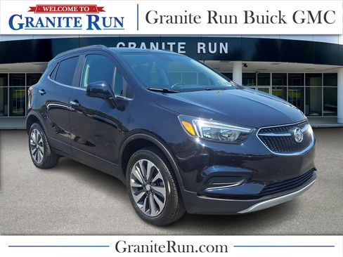 Used 2022 Buick Encore Preferred w/ Safety Package AWD/4WD image 1