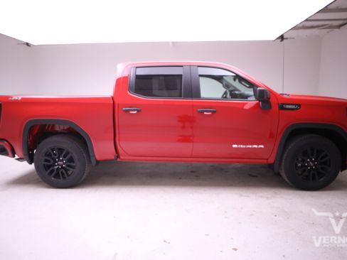New 2026 GMC Sierra 1500 Pro w/ Graphite Edition image 6