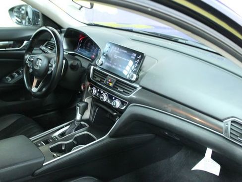 Used 2021 Honda Accord Sport Special Edition image 11