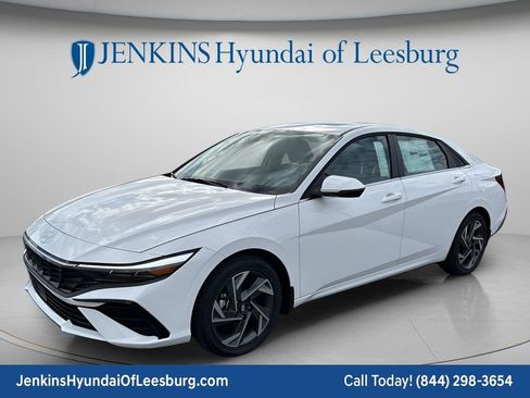 New 2026 Hyundai Elantra Limited FWD image 7