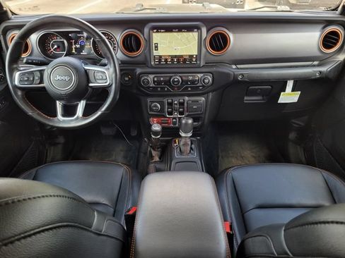 Used 2023 Jeep Gladiator Mojave AWD/4WD image 13