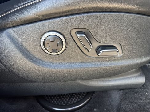 Used 2024 Genesis GV80 2.5T image 30