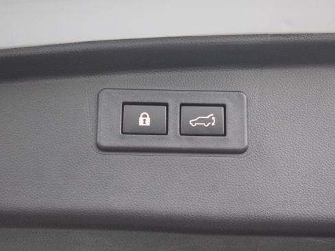 Used 2024 Subaru Outback Limited AWD/4WD image 12
