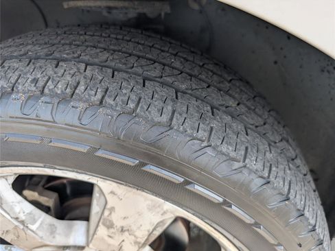 Used 2017 Chevrolet Traverse Premier image 10