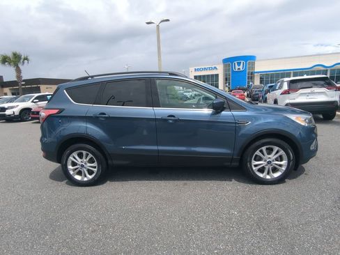 Used 2018 Ford Escape SEL w/ Ford Safe & Smart Package image 3