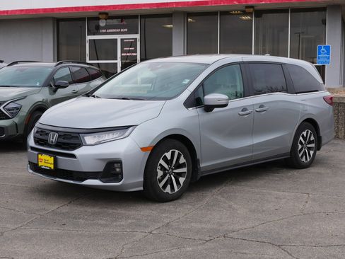 Used 2025 Honda Odyssey EX-L image 2