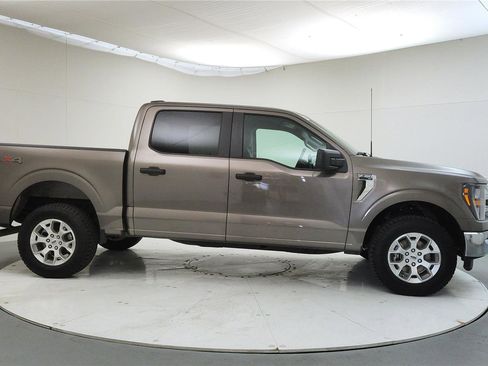 Used 2023 Ford F150 XLT image 9