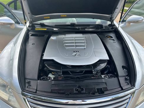 Used 2011 Lexus LS 460 L w/ Rear Seat Upgrade Pkg AWD/4WD image 16