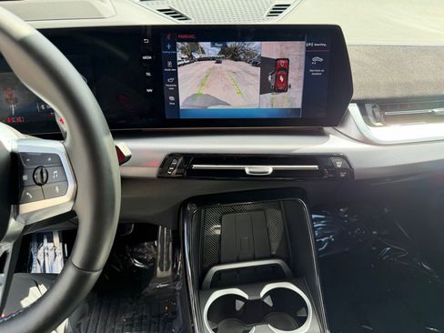 Used 2025 BMW X2 M35i w/ Premium Package image 21