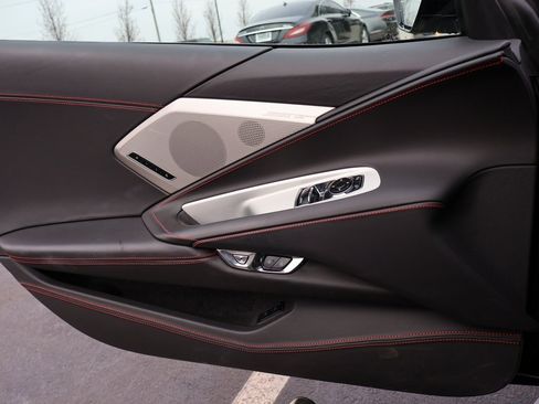 Used 2022 Chevrolet Corvette Stingray Premium Cpe w/ Z51 Performance Package image 35