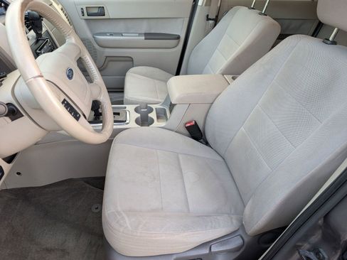 Used 2012 Ford Escape XLT image 5