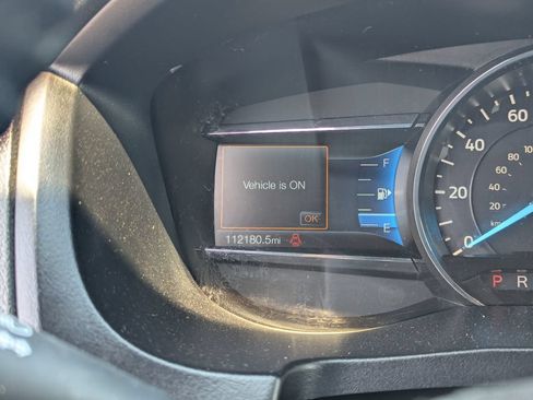 Used 2018 Ford Explorer XLT w/ Equipment Group 202A AWD/4WD image 22