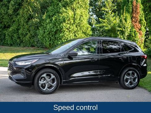 Used 2024 Ford Escape ST-Line AWD/4WD image 8