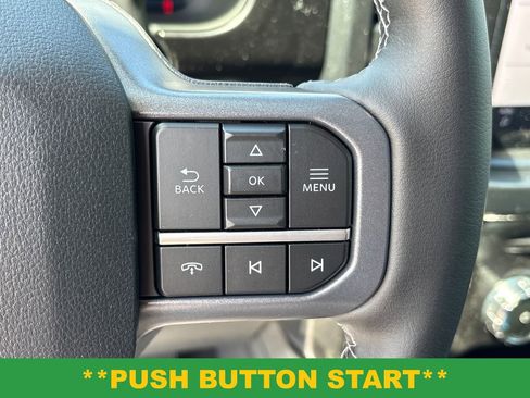 New 2026 Ford F250 Lariat w/ Black Appearance Package AWD/4WD image 19