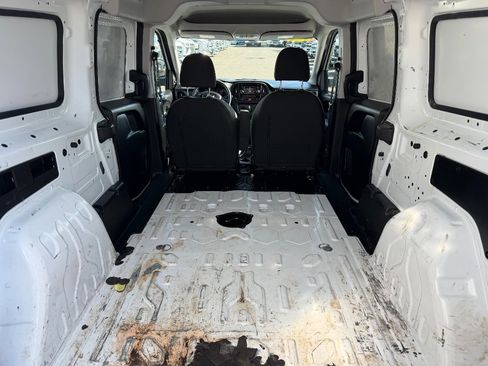 Used 2022 RAM ProMaster City Tradesman image 10