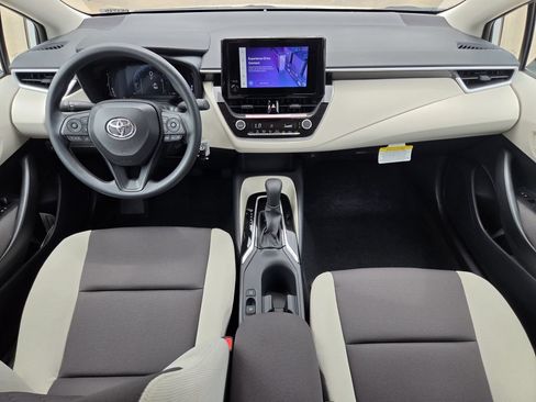 Used 2026 Toyota Corolla LE FWD image 12