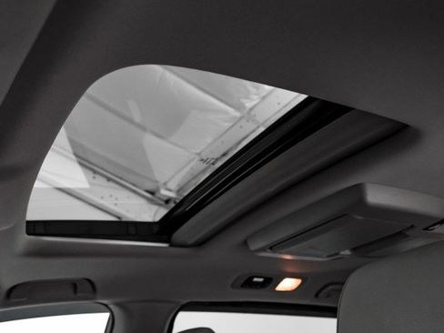 Used 2018 Honda Odyssey Touring image 26